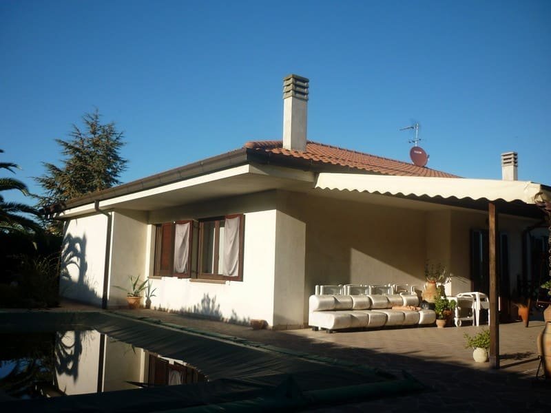 Villa di lusso con piscina panoramica