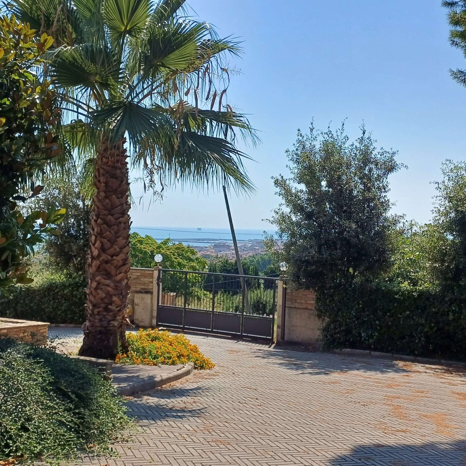 Villa vista mare a Civitanova